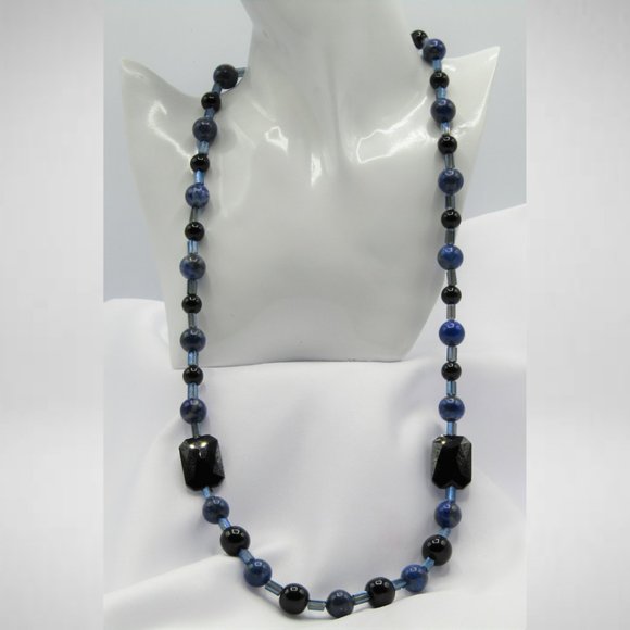 BLUE & BLACK Beaded Jewelry Set - Picture 2 of 5
